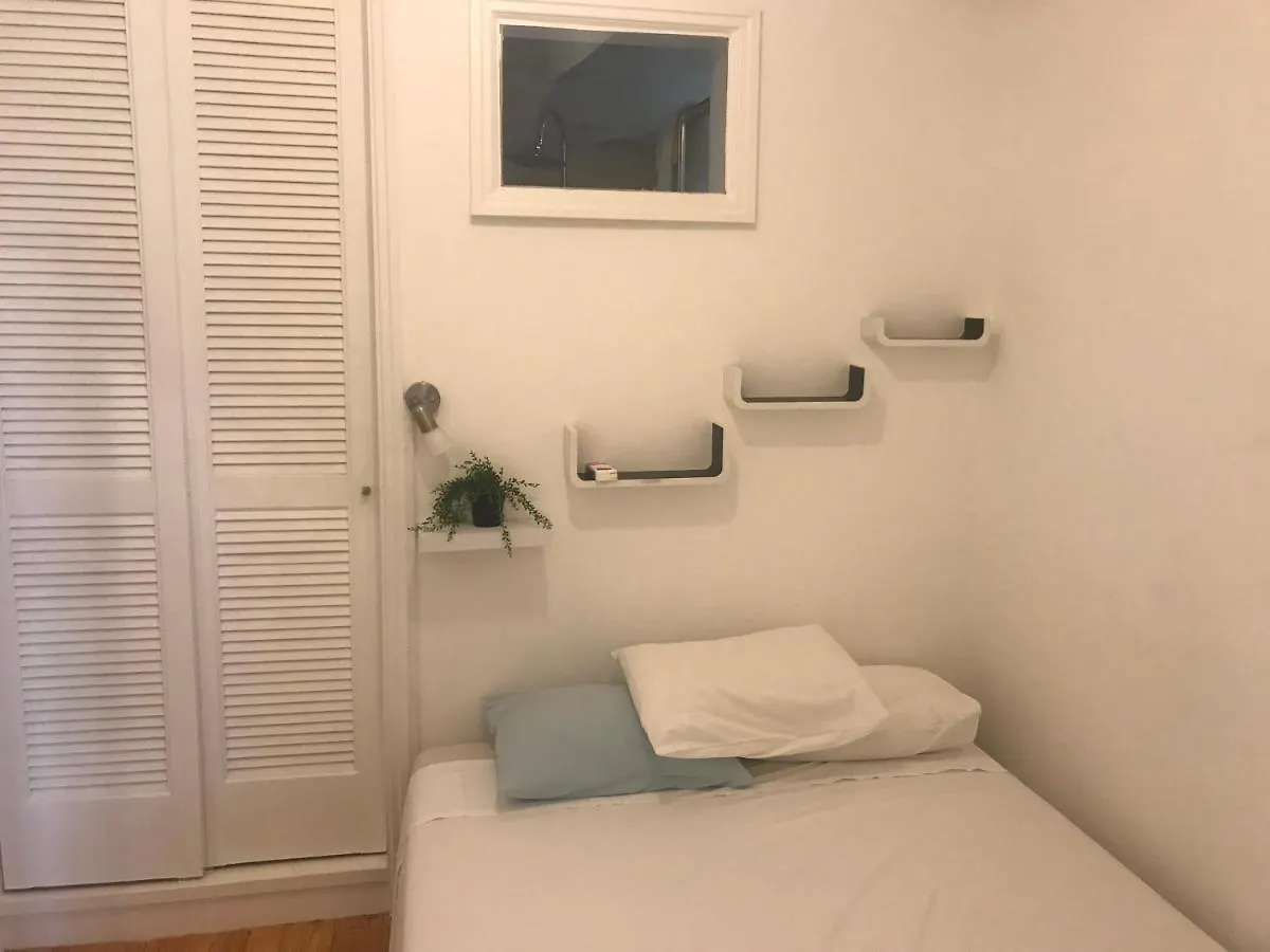 Small Flat In The Heart Of Lisbon Apartment