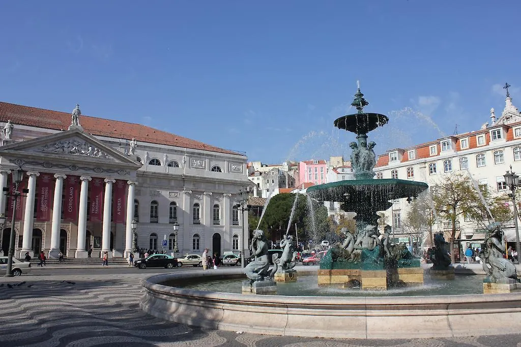 Small Flat In The Heart Of Lisbon Apartment 0*,