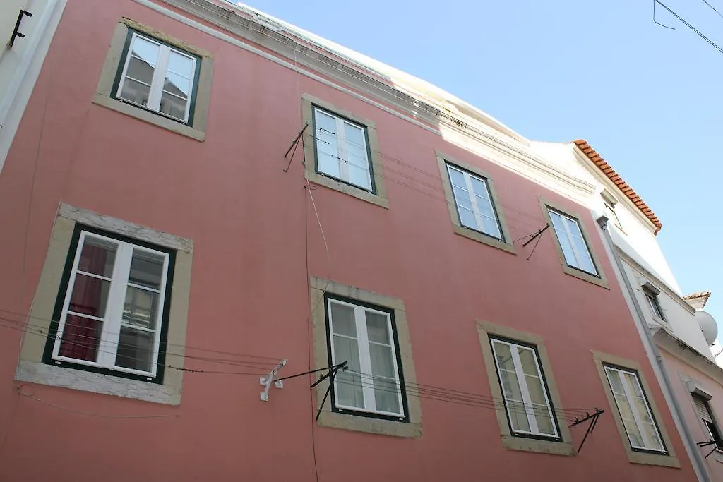 Small Flat In The Heart Of Lisbon Apartment
